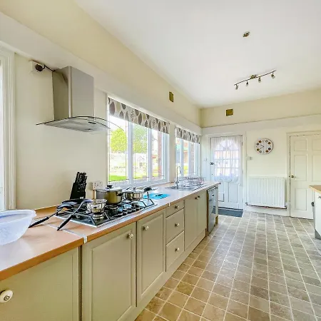 Ra9Bc - Cozy Double Room In Moortown