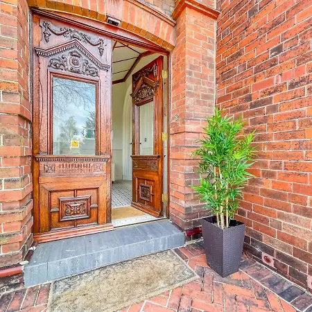 Homestay *ra9bc* For Your Relaxed & Cosy + Free Parking + Free Fast Wifi * Leeds (West Yorkshire)