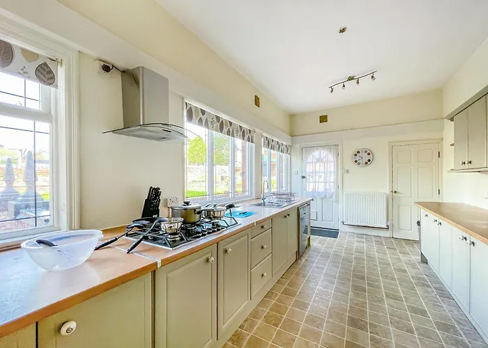 *ra9bc* For Your Relaxed & Cosy + Free Parking + Free Fast Wifi *